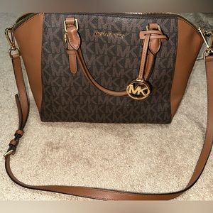 Michael Kors Crossbody bag